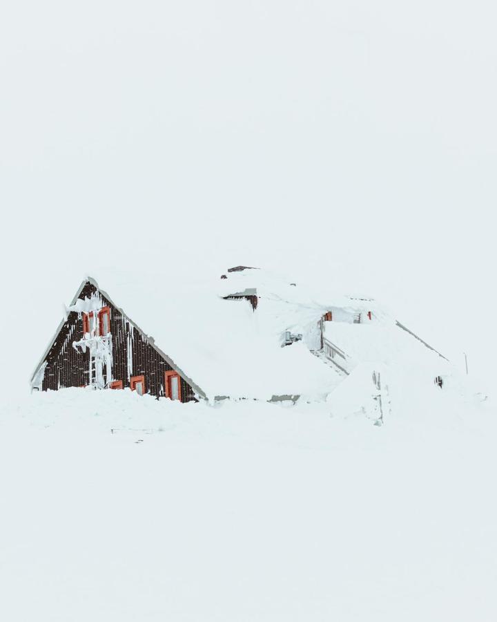 Abisko Mountain Lodge Exterior foto